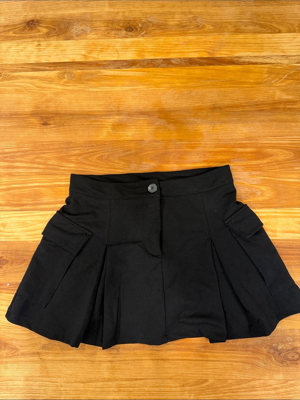 refuge Black Pleated Cargo Mini Skirt
